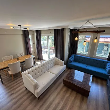 Stylish In Kusadasi, 5 Minutes To The Center And The Sea *