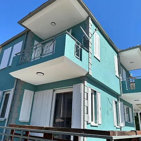 펜션 Stylish In Kusadasi, 5 Minutes To The Center And The Sea *