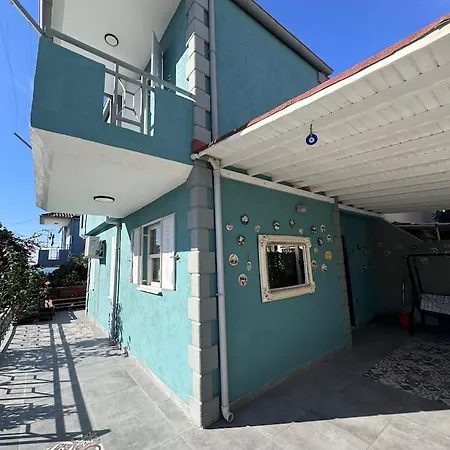 펜션 Stylish In Kusadasi, 5 Minutes To The Center And The Sea *