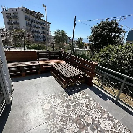 Stylish In Kusadasi, 5 Minutes To The Center And The Sea 쿠사다시
