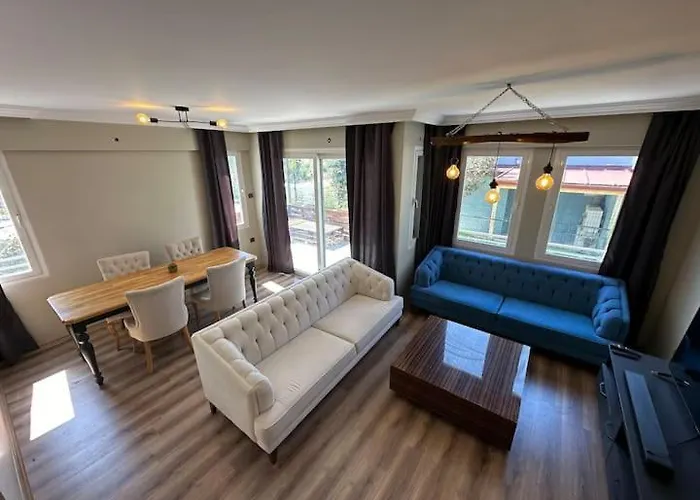 Stylish In Kusadasi, 5 Minutes To The Center And The Sea