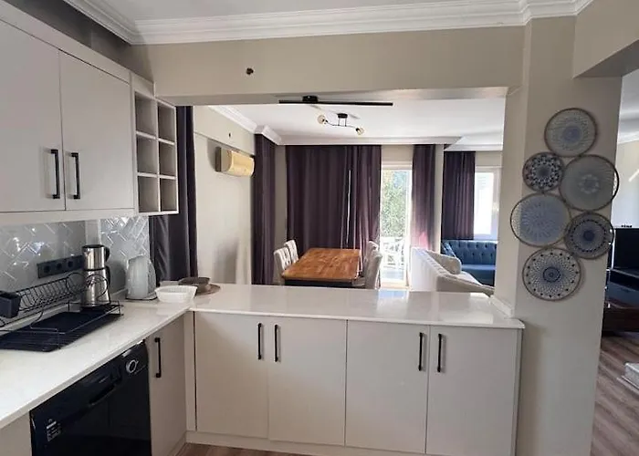 Stylish In Kusadasi, 5 Minutes To The Center And The Sea Kusadasi
