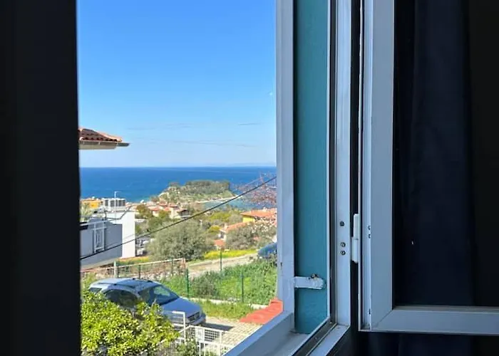 Stylish In Kusadasi, 5 Minutes To The Center And The Sea
