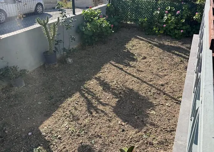 Stylish In Kusadasi, 5 Minutes To The Center And The Sea Holiday home